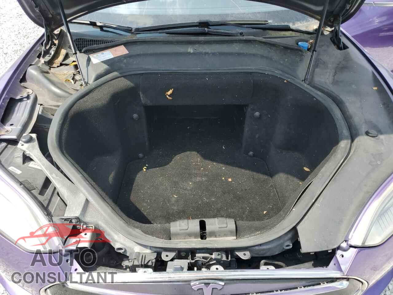 TESLA MODEL S 2013 - 5YJSA1CN1DFP26444
