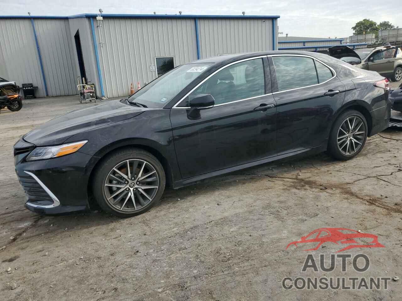 TOYOTA CAMRY 2023 - 4T1F11AK1PU177961