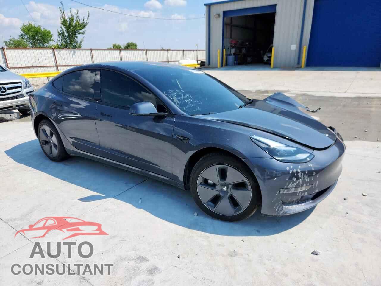 TESLA MODEL 3 2023 - 5YJ3E1EA0PF700358