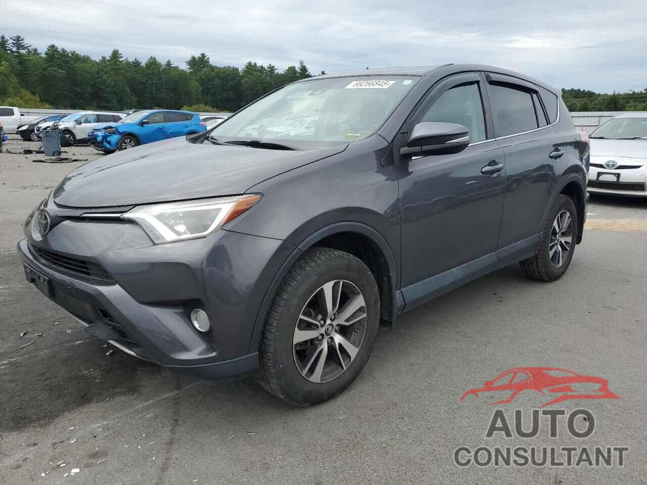 TOYOTA RAV4 2018 - 2T3RFREV6JW736209