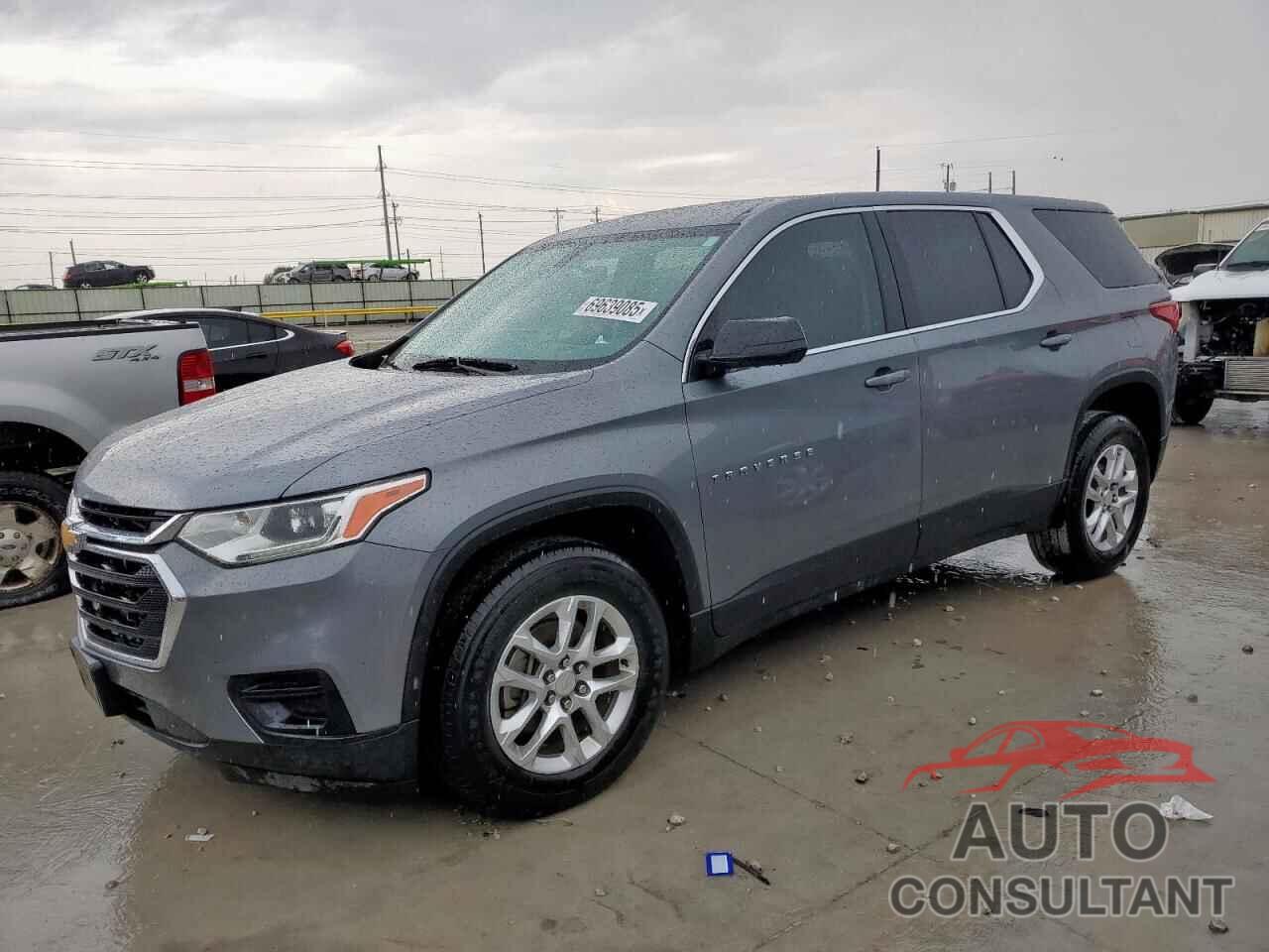 CHEVROLET TRAVERSE 2018 - 1GNERFKW9JJ277202