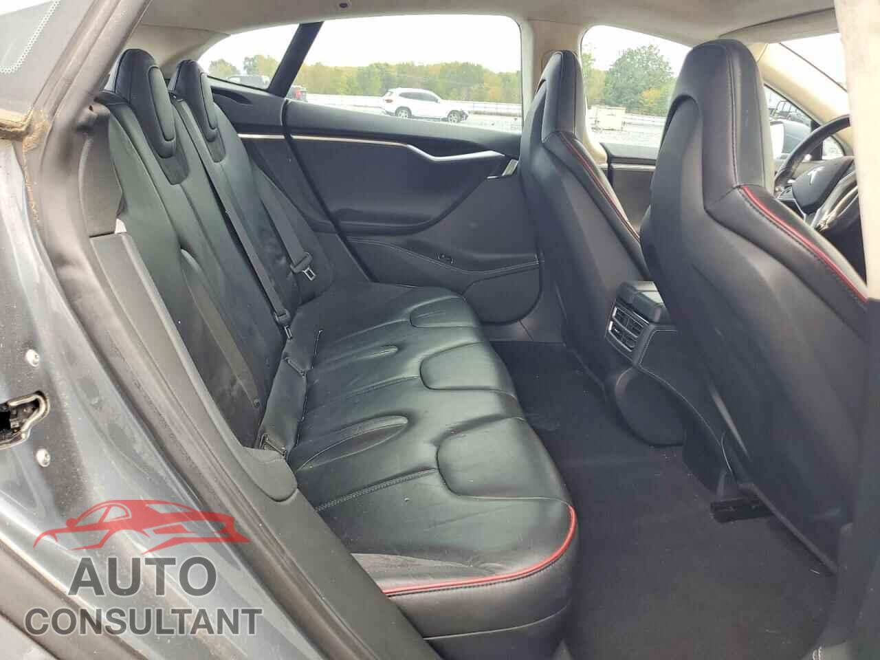 TESLA MODEL S 2013 - 5YJSA1DP0DFP21655