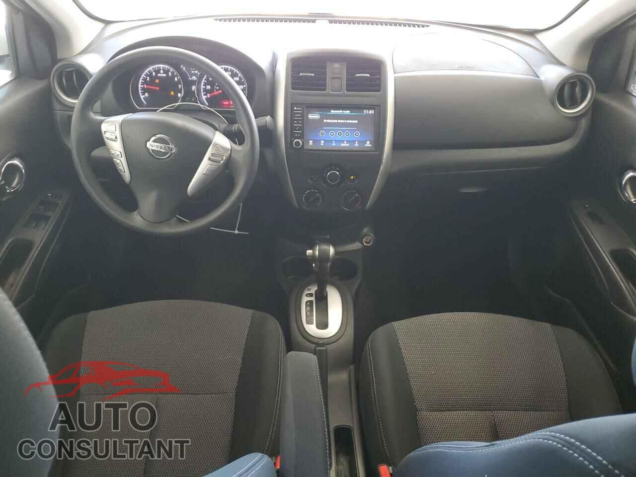 NISSAN VERSA 2019 - 3N1CN7AP3KL841015