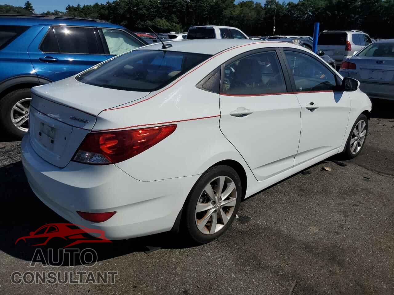 HYUNDAI ACCENT 2013 - KMHCU4AE3DU381209