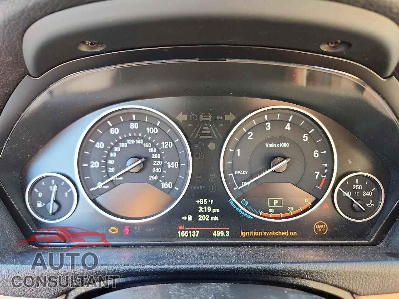 BMW 3 SERIES 2012 - WBA3C1C59CF433896