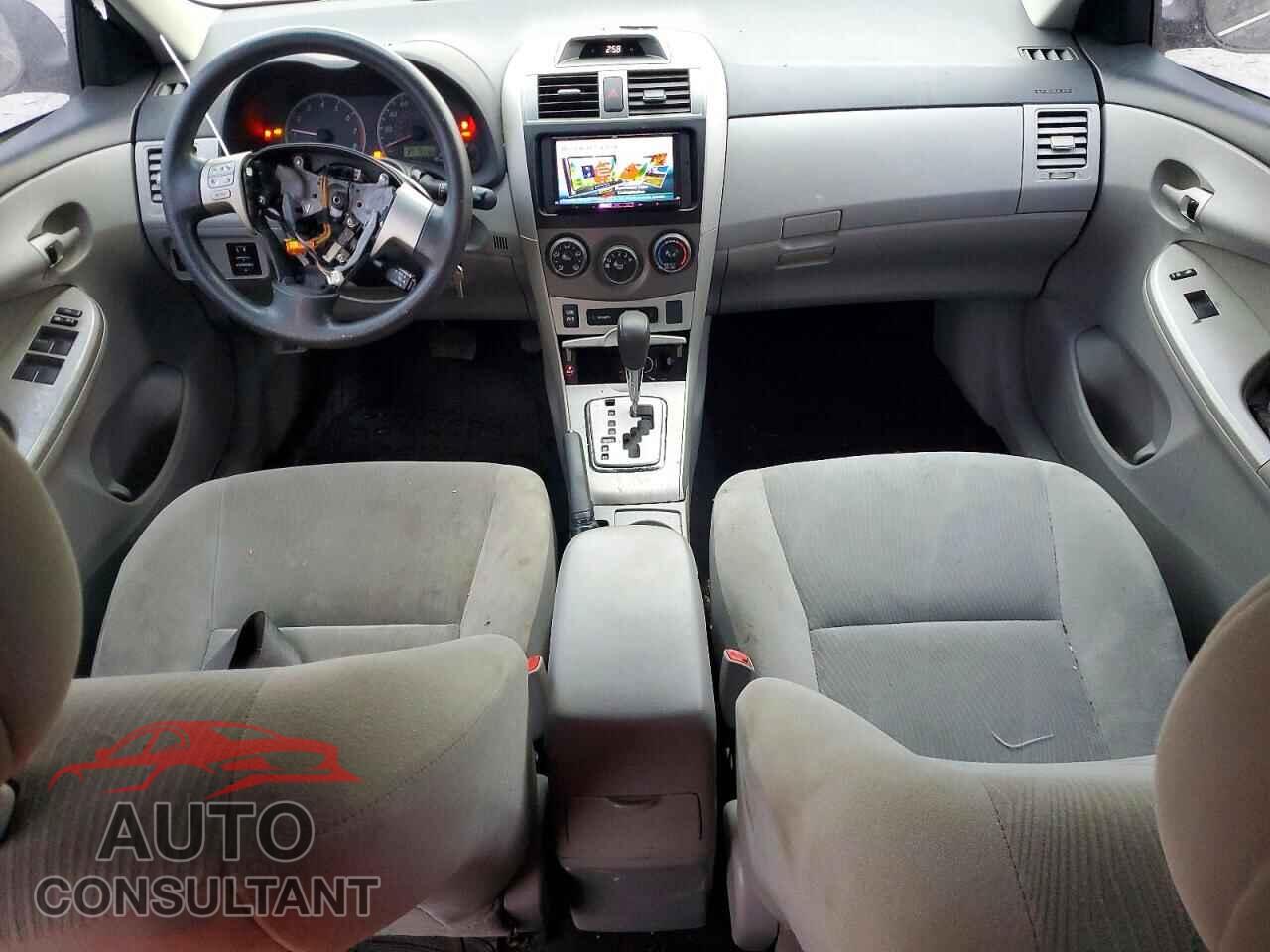 TOYOTA COROLLA 2013 - 2T1BU4EE8DC126496