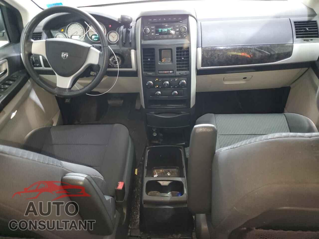 DODGE CARAVAN 2010 - 2D4RN5D17AR499253