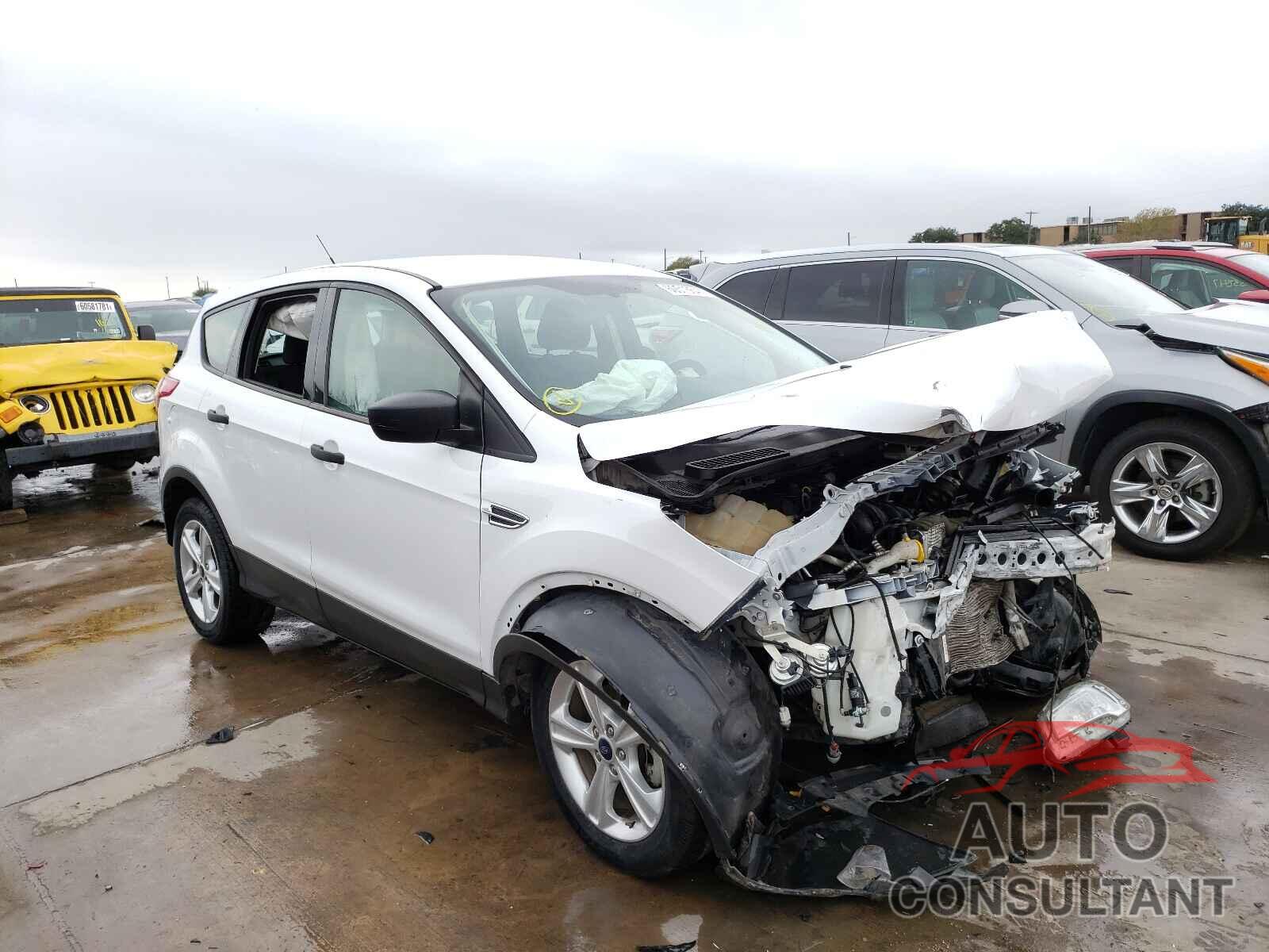 FORD ESCAPE 2016 - 1FMCU0F71GUB07014