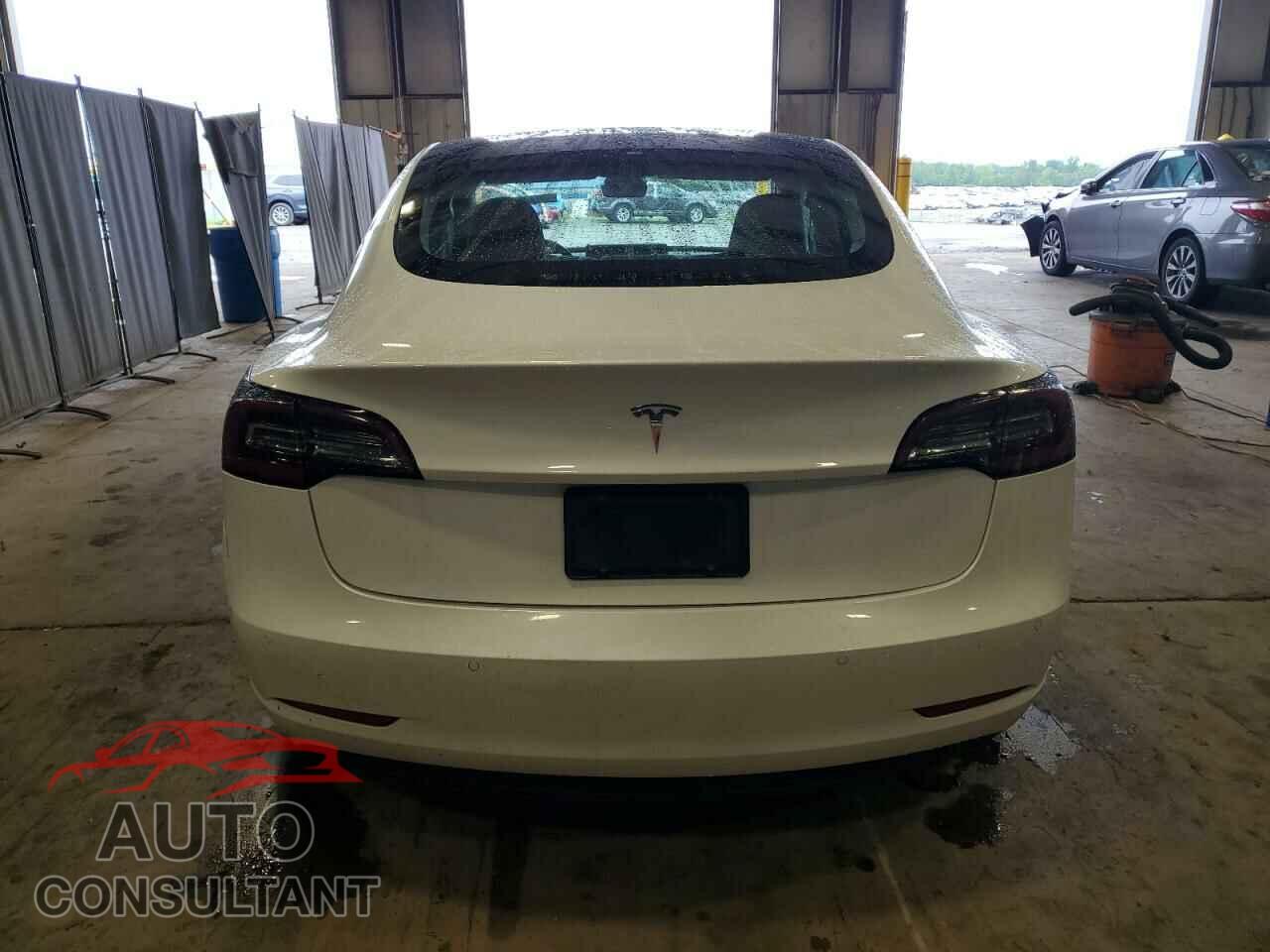 TESLA MODEL 3 2021 - 5YJ3E1EA2MF861337