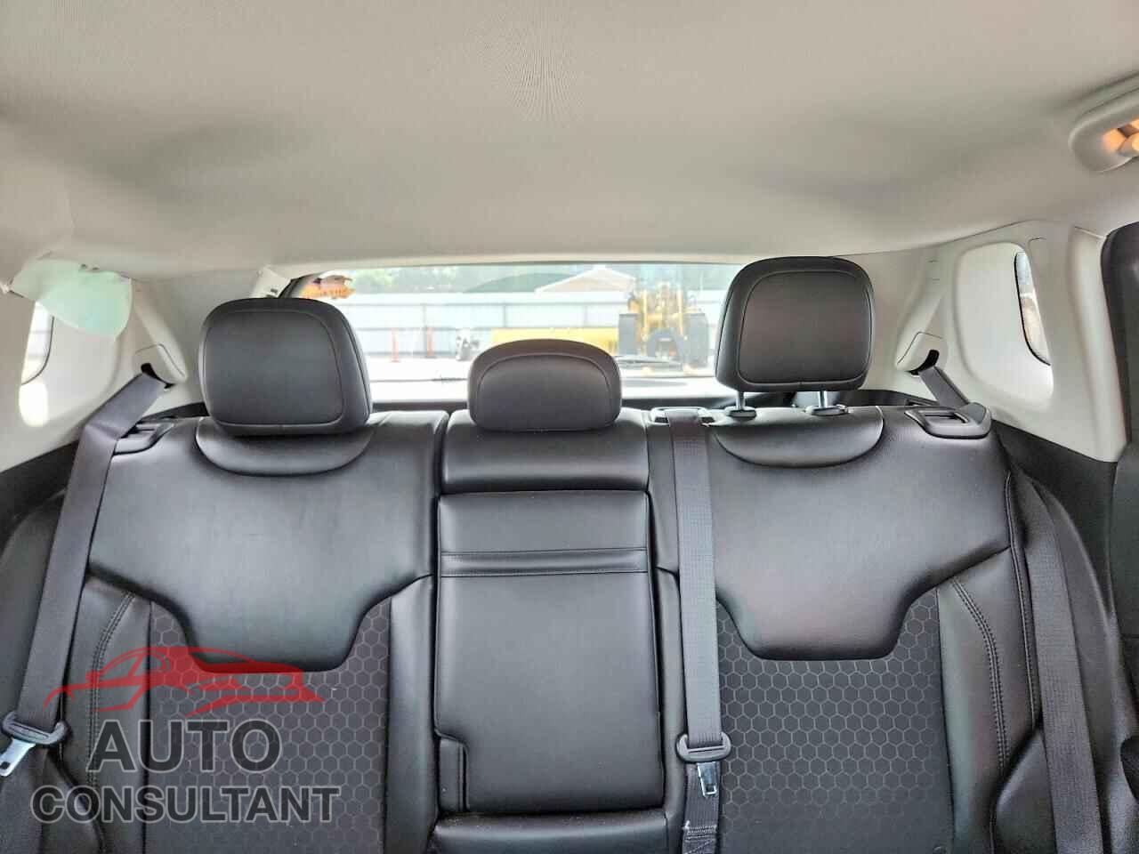JEEP COMPASS 2019 - 3C4NJDBB0KT598704