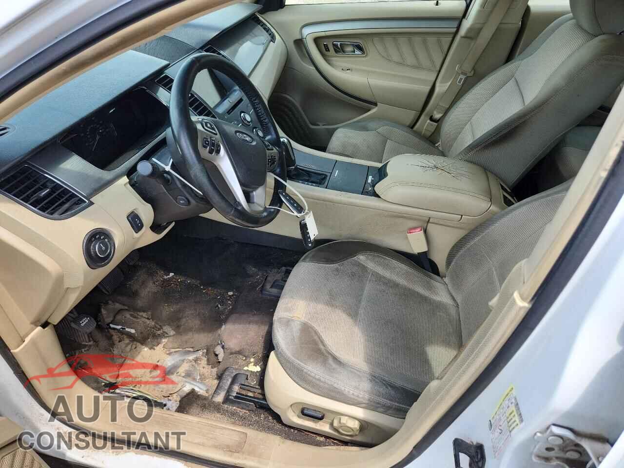 FORD TAURUS 2015 - 1FAHP2E96FG137970