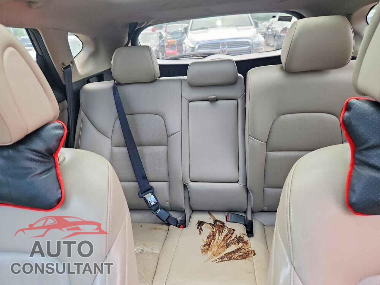 HYUNDAI TUCSON 2016 - KM8J3CA26GU168656