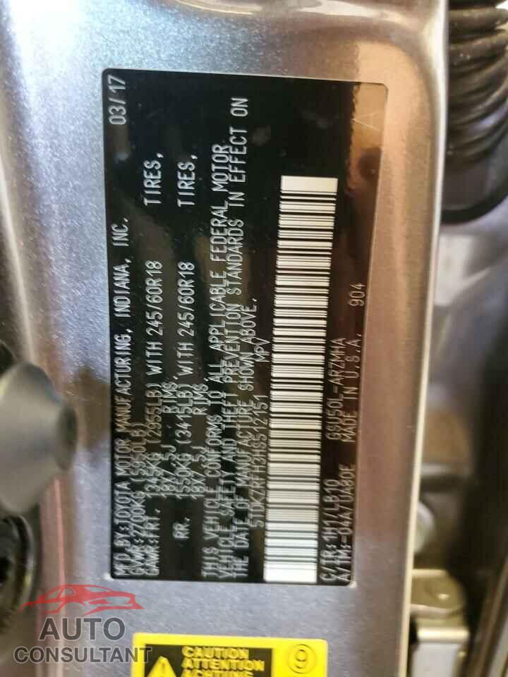 TOYOTA HIGHLANDER 2017 - 5TDKZRFH3HS512151