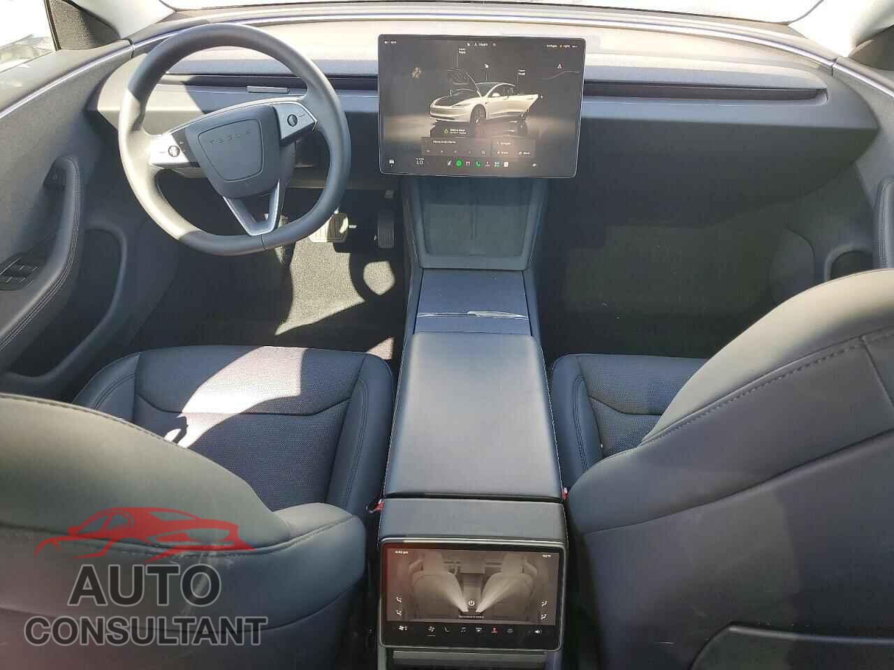 TESLA MODEL 3 2024 - 5YJ3E1EA4RF849133