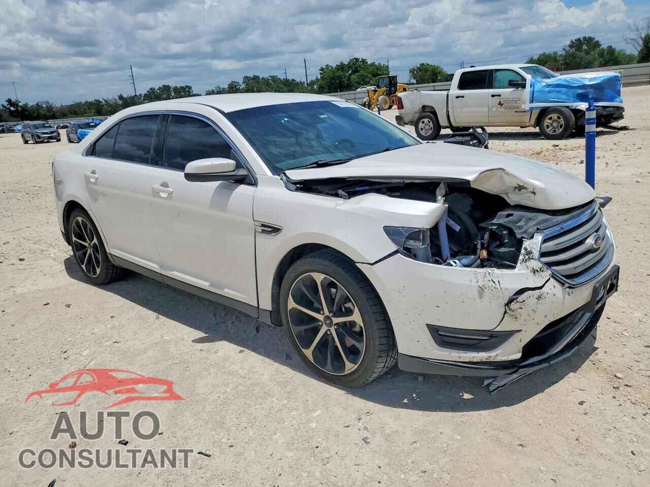 FORD TAURUS 2015 - 1FAHP2H80FG166027