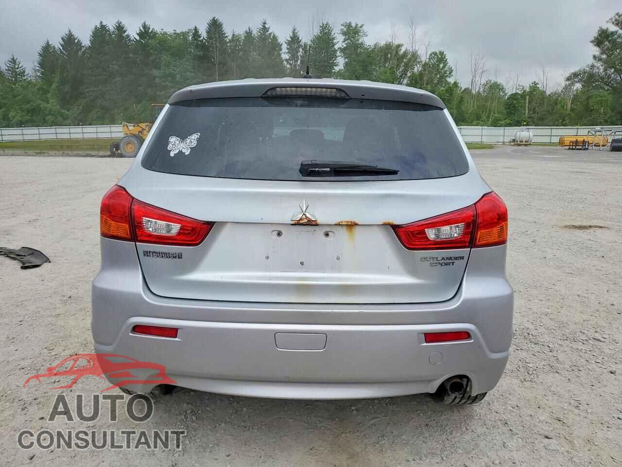MITSUBISHI OUTLANDER 2012 - JA4AR4AU1CZ009822