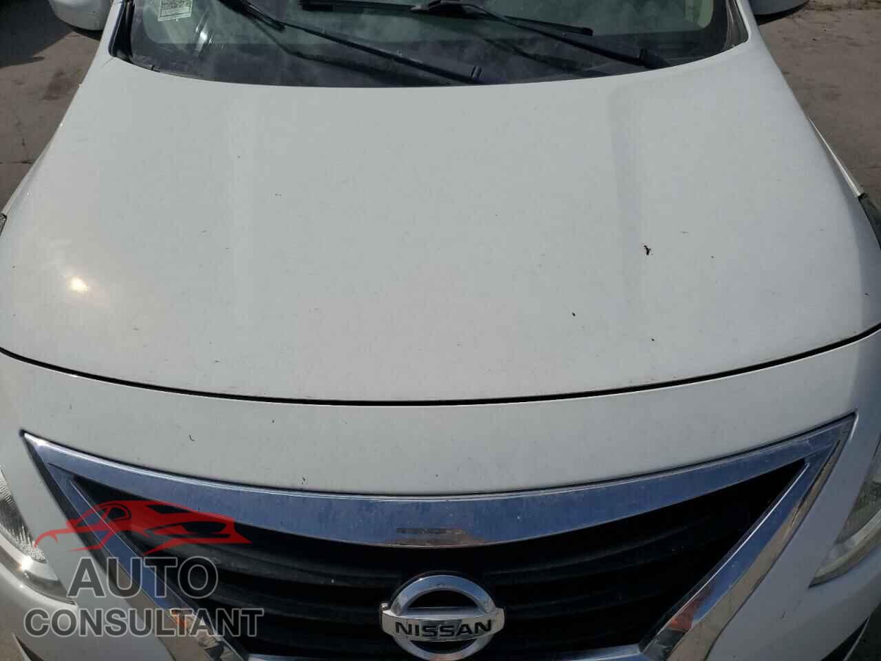 NISSAN VERSA 2019 - 3N1CN7AP3KL809908