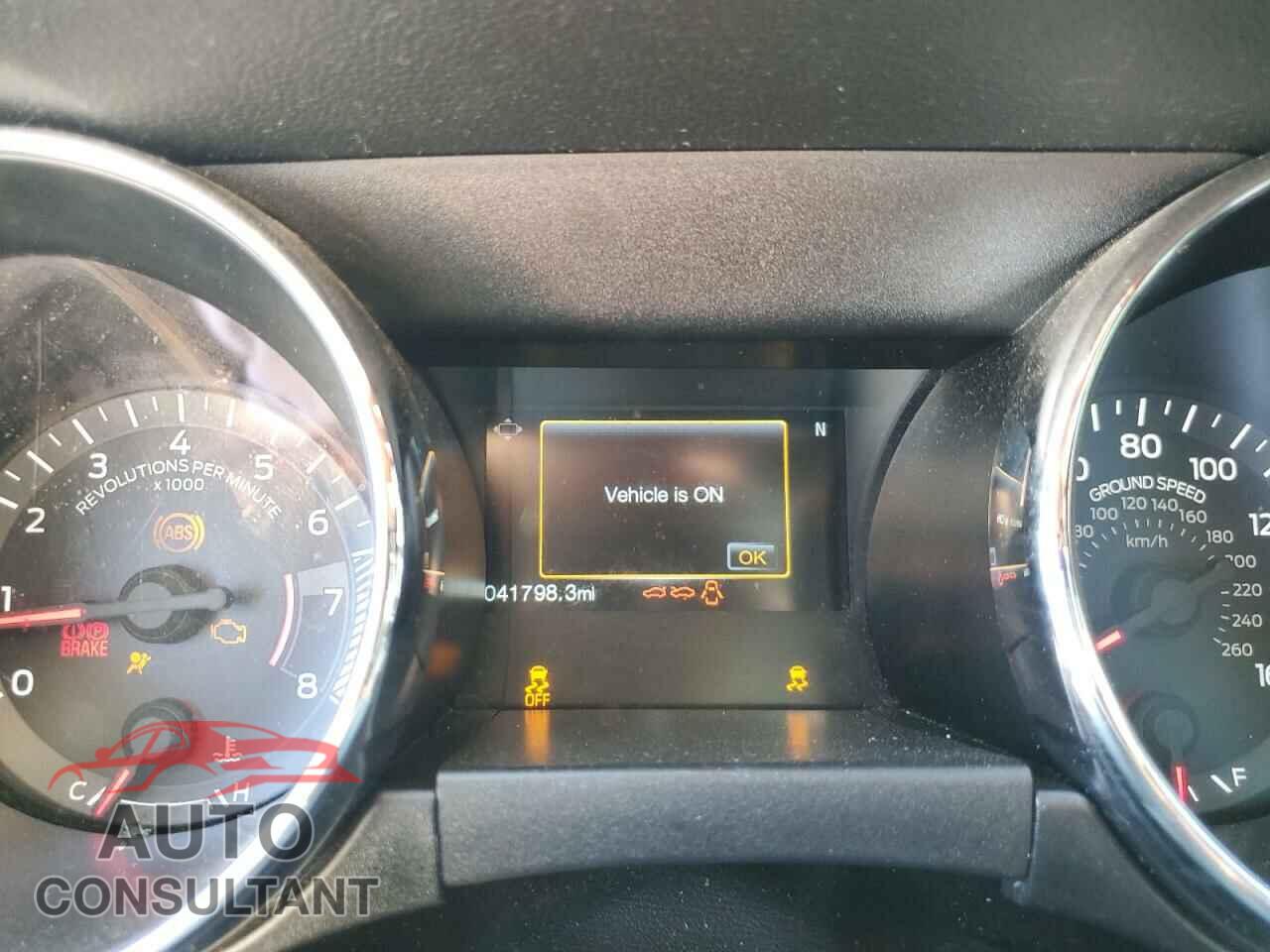 FORD MUSTANG 2017 - 1FA6P8CF0H5280835
