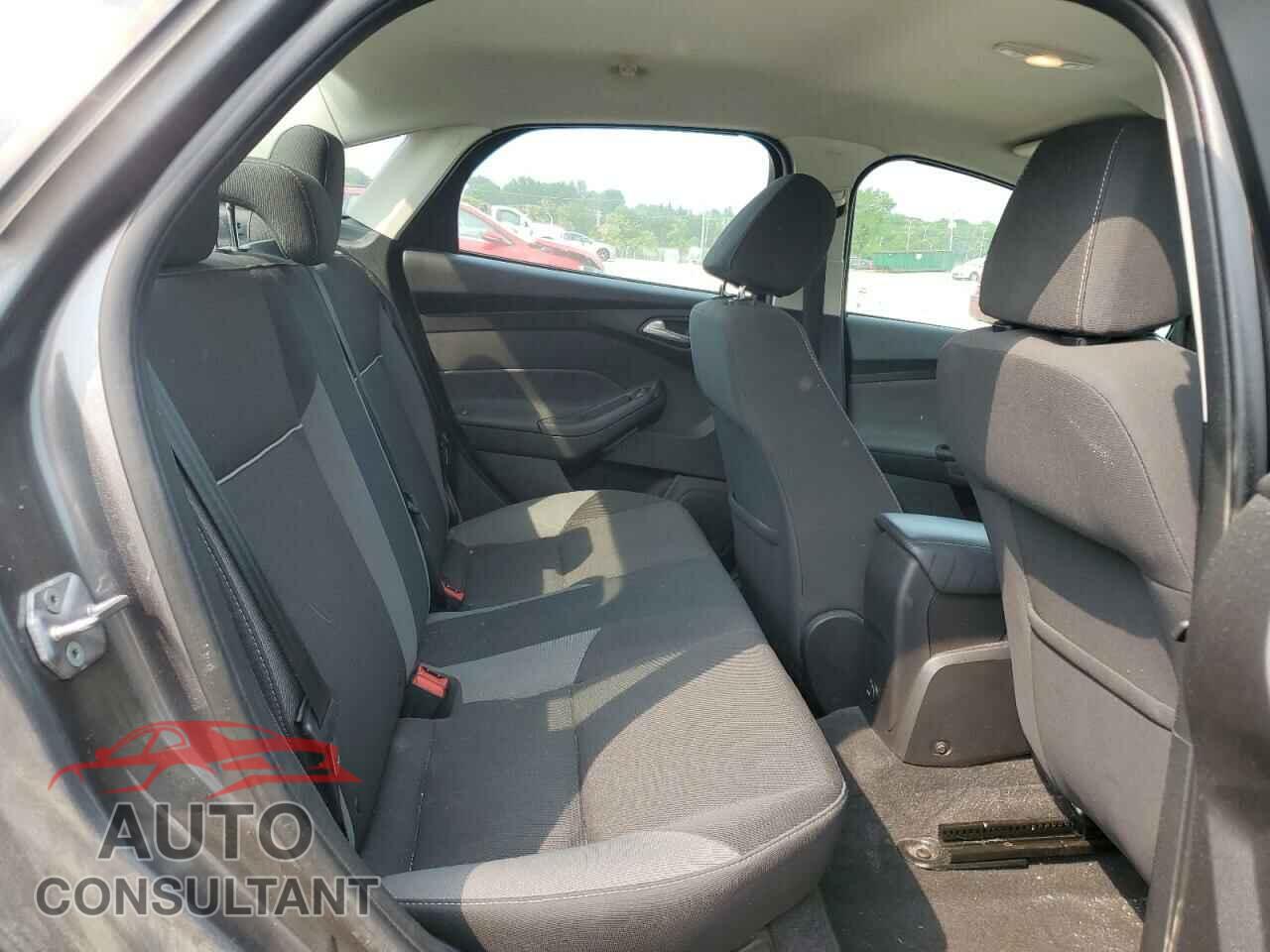 FORD FOCUS 2013 - 1FADP3F29DL103404