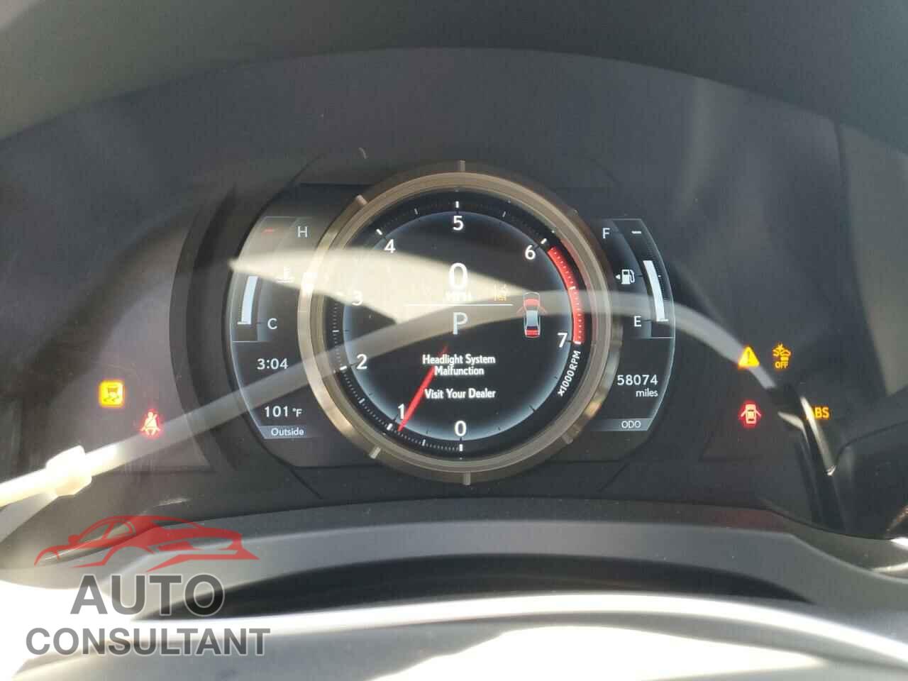 LEXUS IS 2018 - JTHBA1D26J5065932