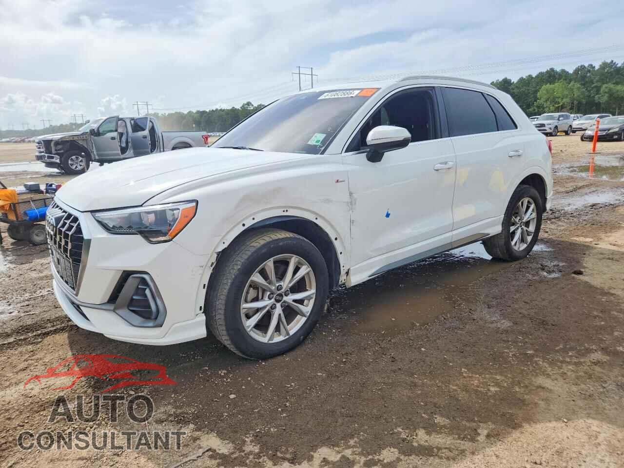 AUDI Q3 2021 - WA1DECF37M1016034