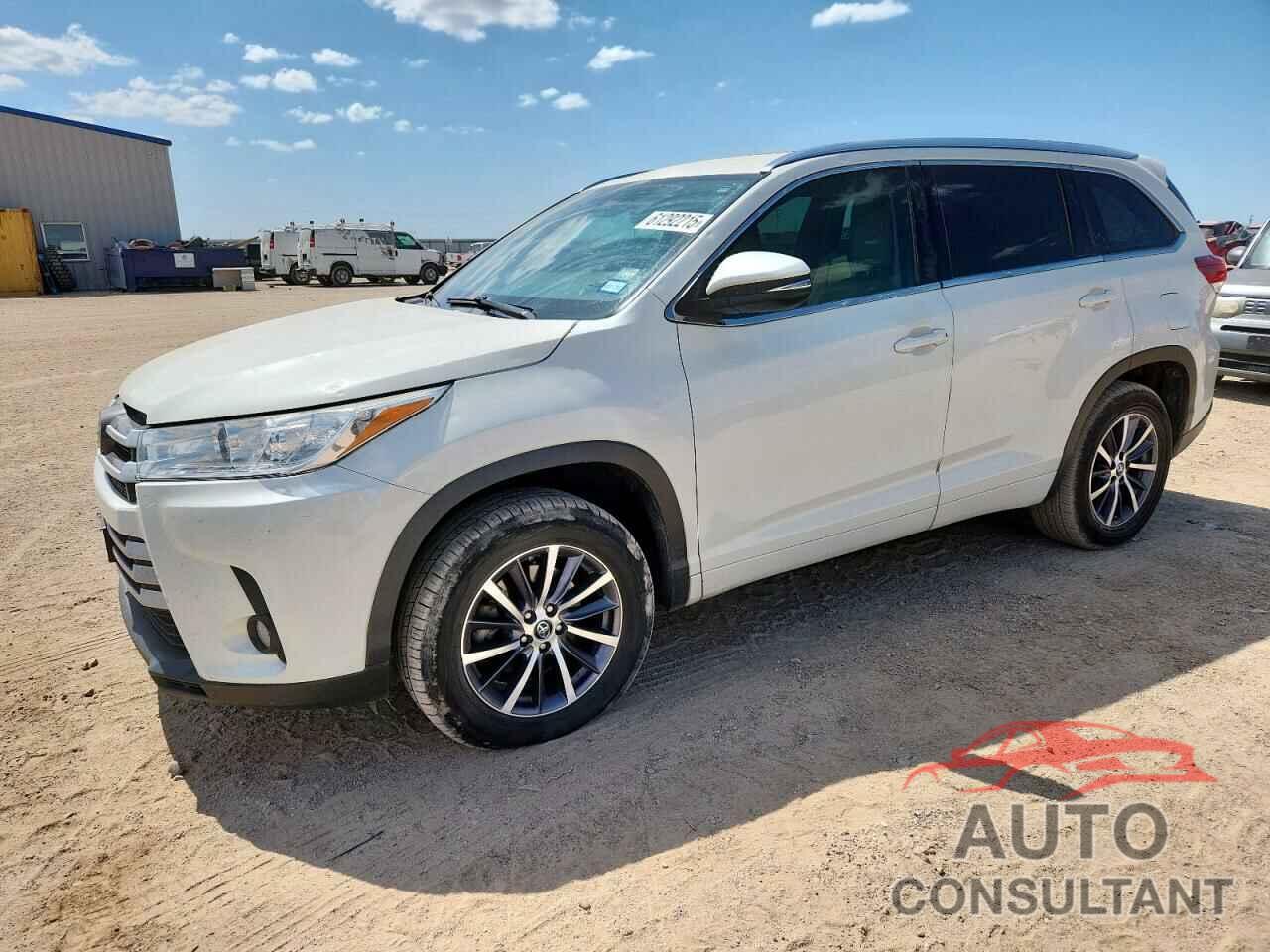 TOYOTA HIGHLANDER 2018 - 5TDKZRFH0JS531164