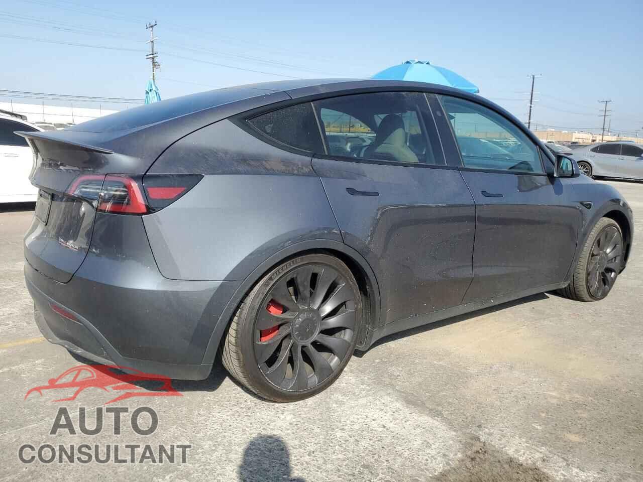 TESLA MODEL Y 2023 - 7SAYGDEF8PF879202