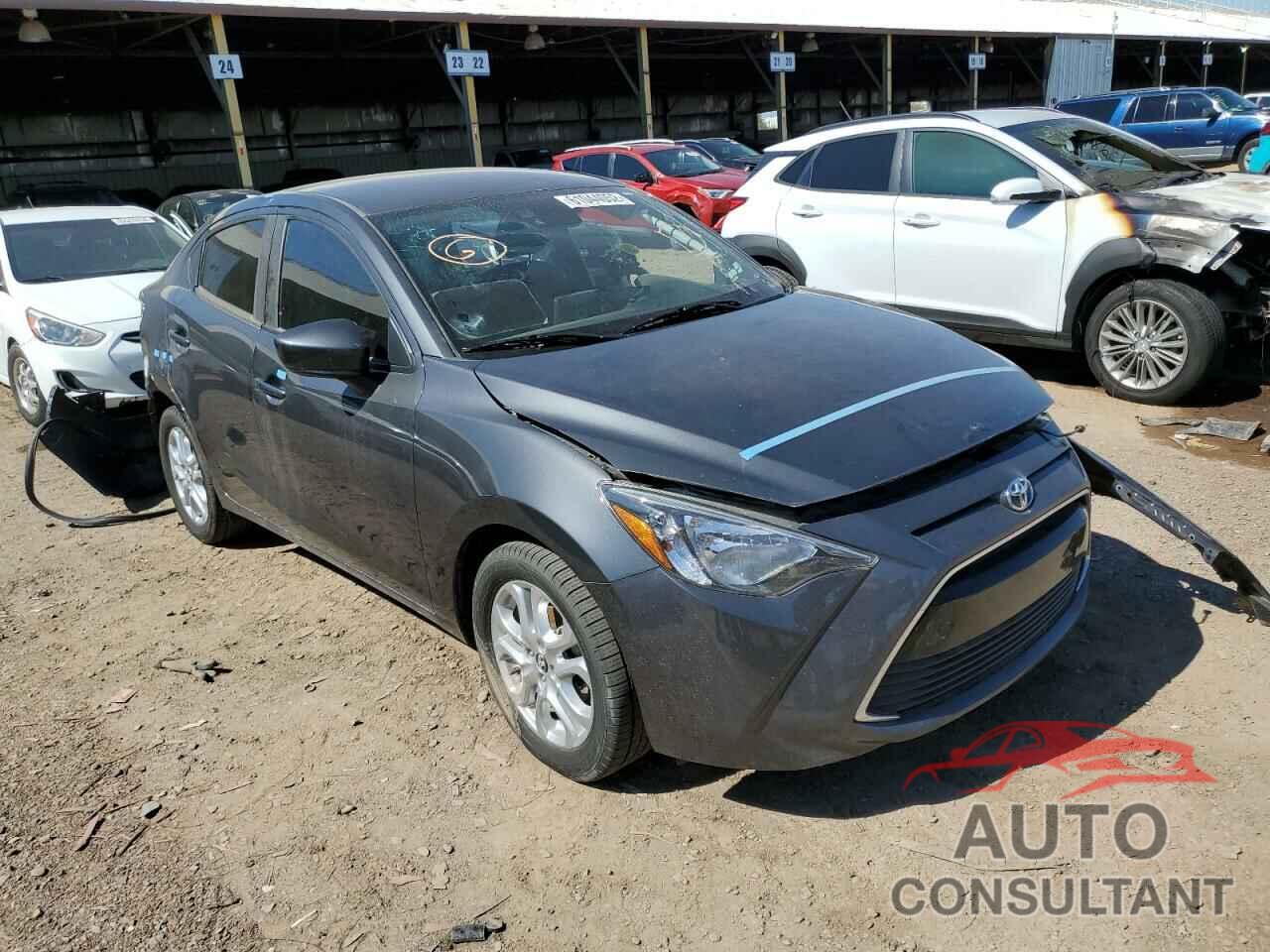 TOYOTA YARIS 2017 - 3MYDLBYV5HY193463