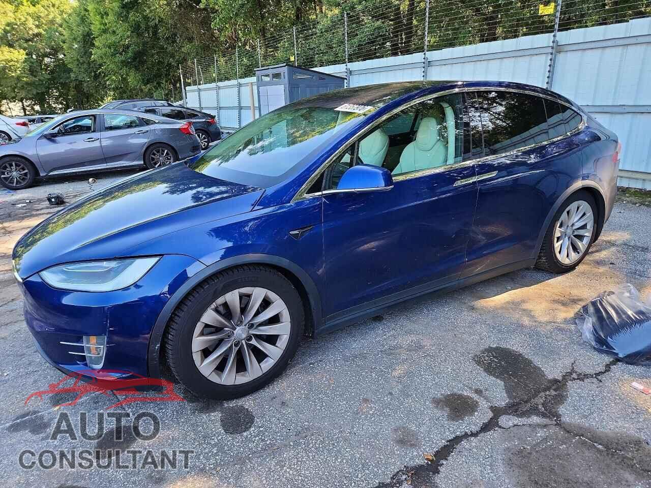 TESLA MODEL X 2017 - 5YJXCBE2XHF077371