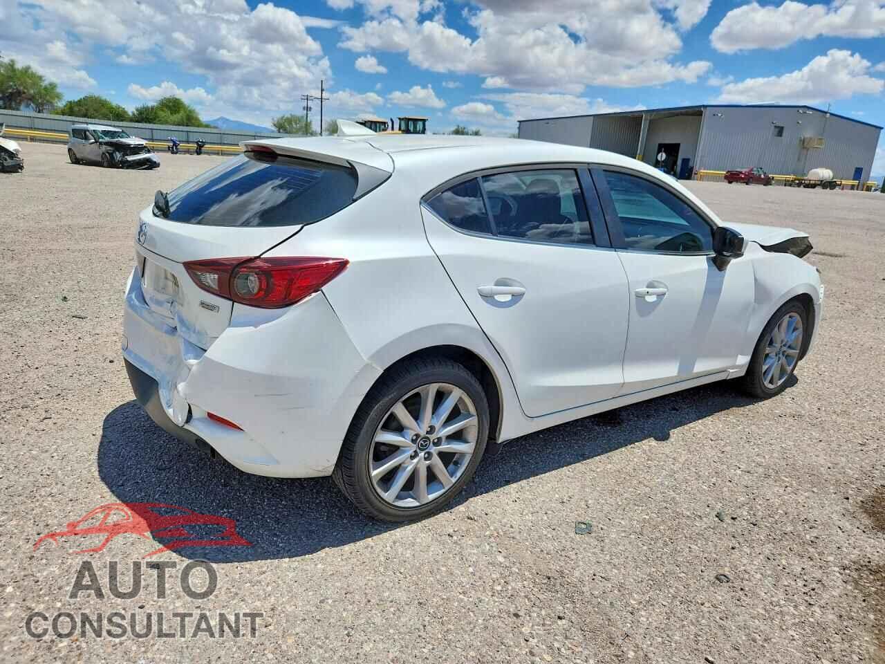 MAZDA 3 2017 - JM1BN1M33H1117467