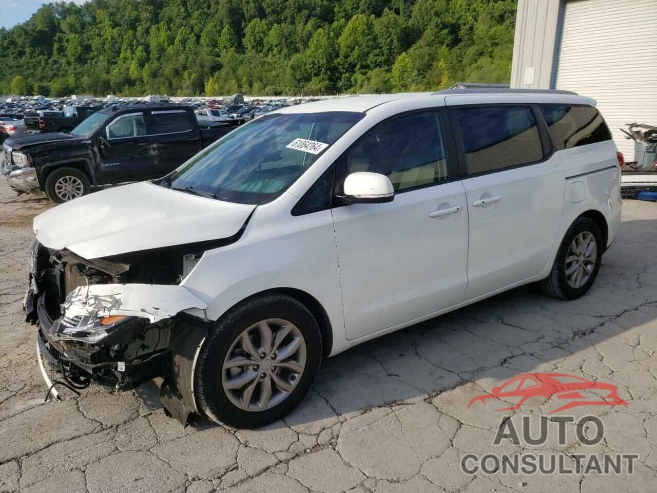 KIA All Models 2020 - KNDMB5C16L6638087