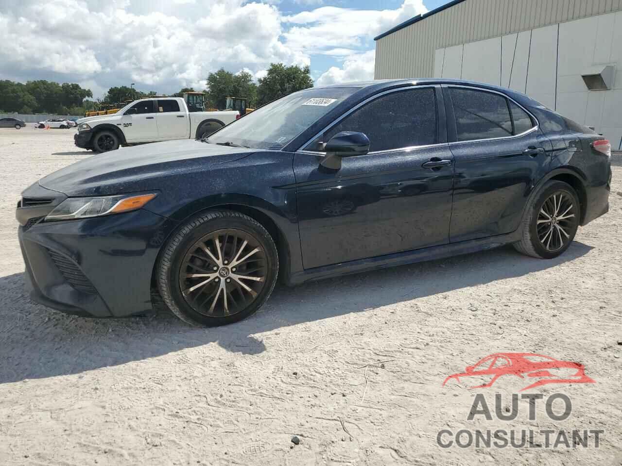 TOYOTA CAMRY 2019 - 4T1B11HK2KU252406