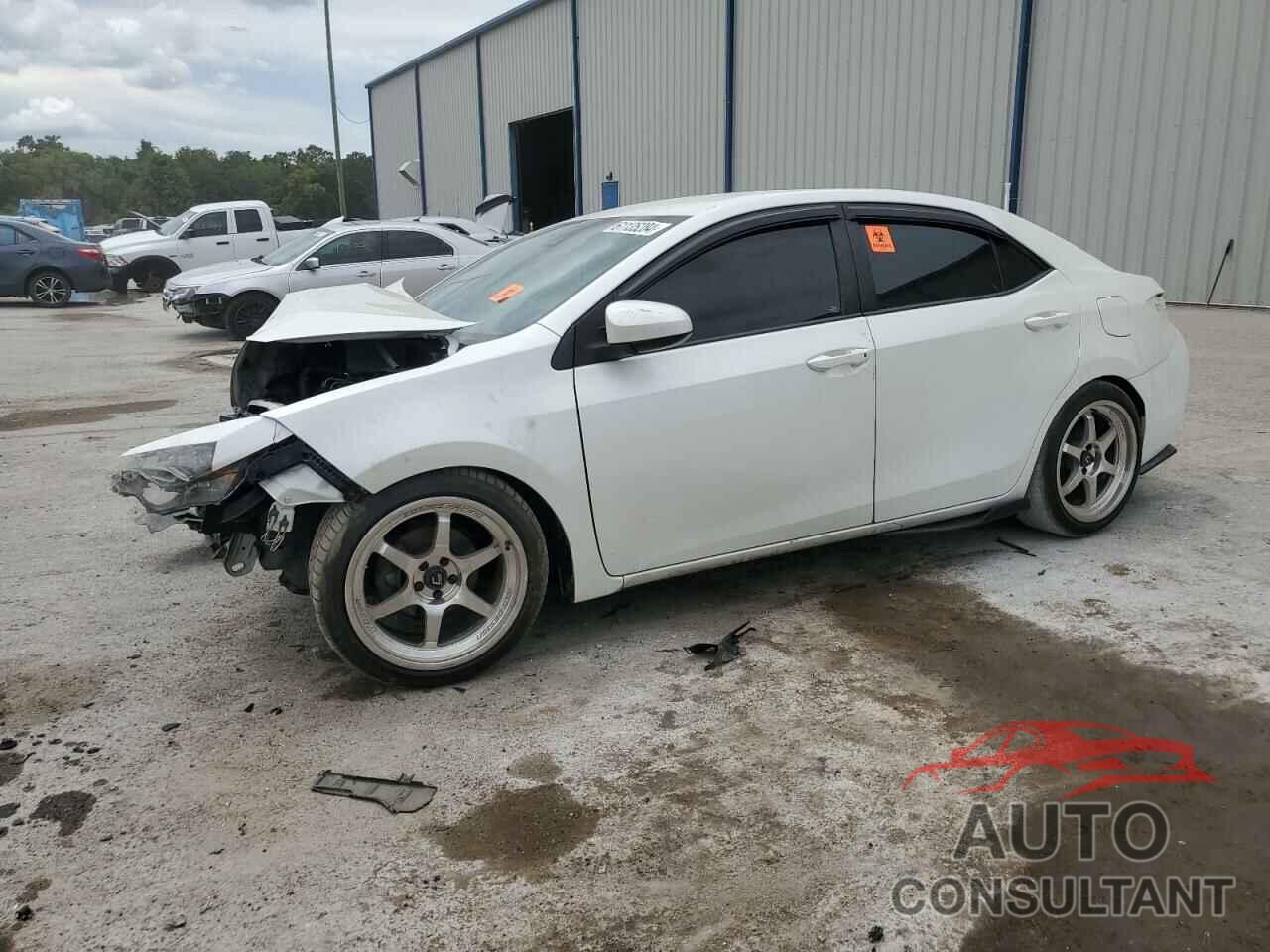 TOYOTA COROLLA 2017 - 5YFBURHE8HP648091