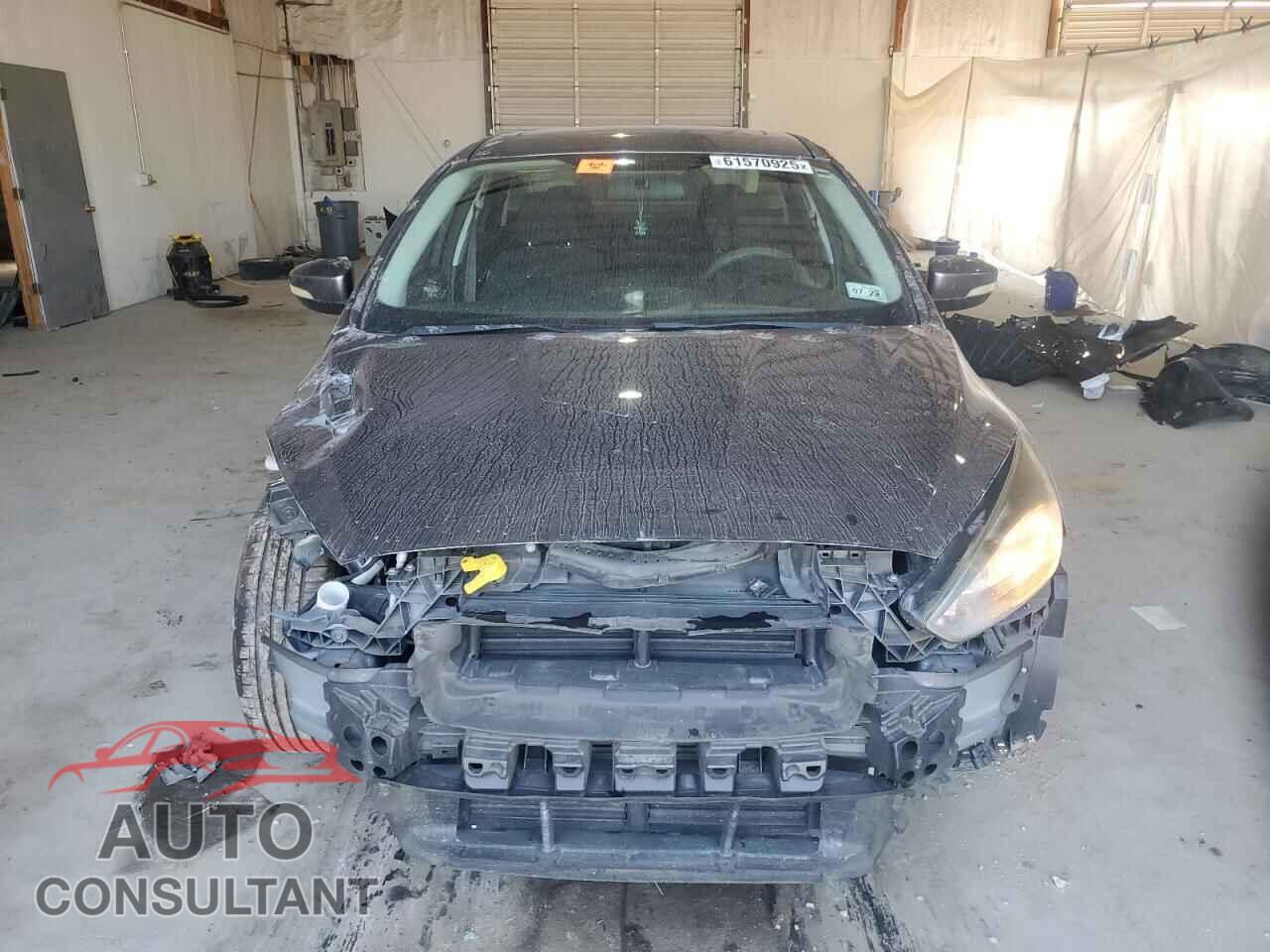 FORD FOCUS 2017 - 1FADP3H2XHL205149