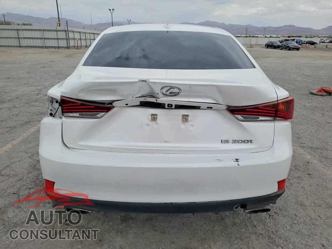 LEXUS IS 2017 - JTHBA1D2XH5040414