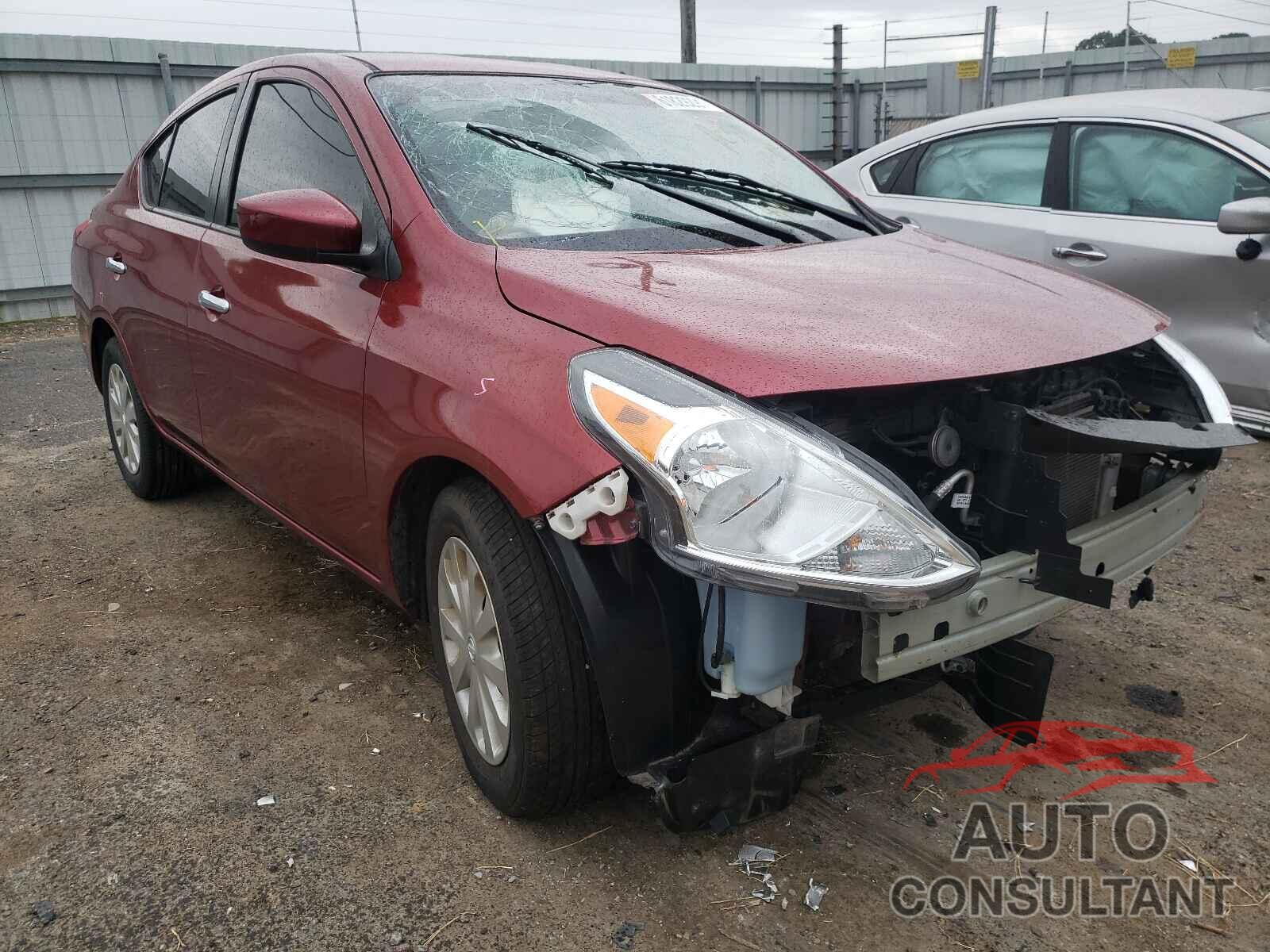 NISSAN VERSA 2018 - 3N1CN7AP8JL816884
