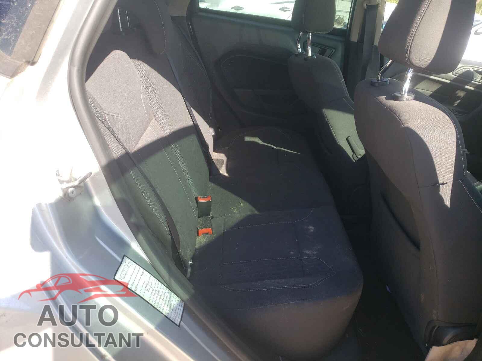 FORD FIESTA 2017 - 3FADP4EJ5HM136385