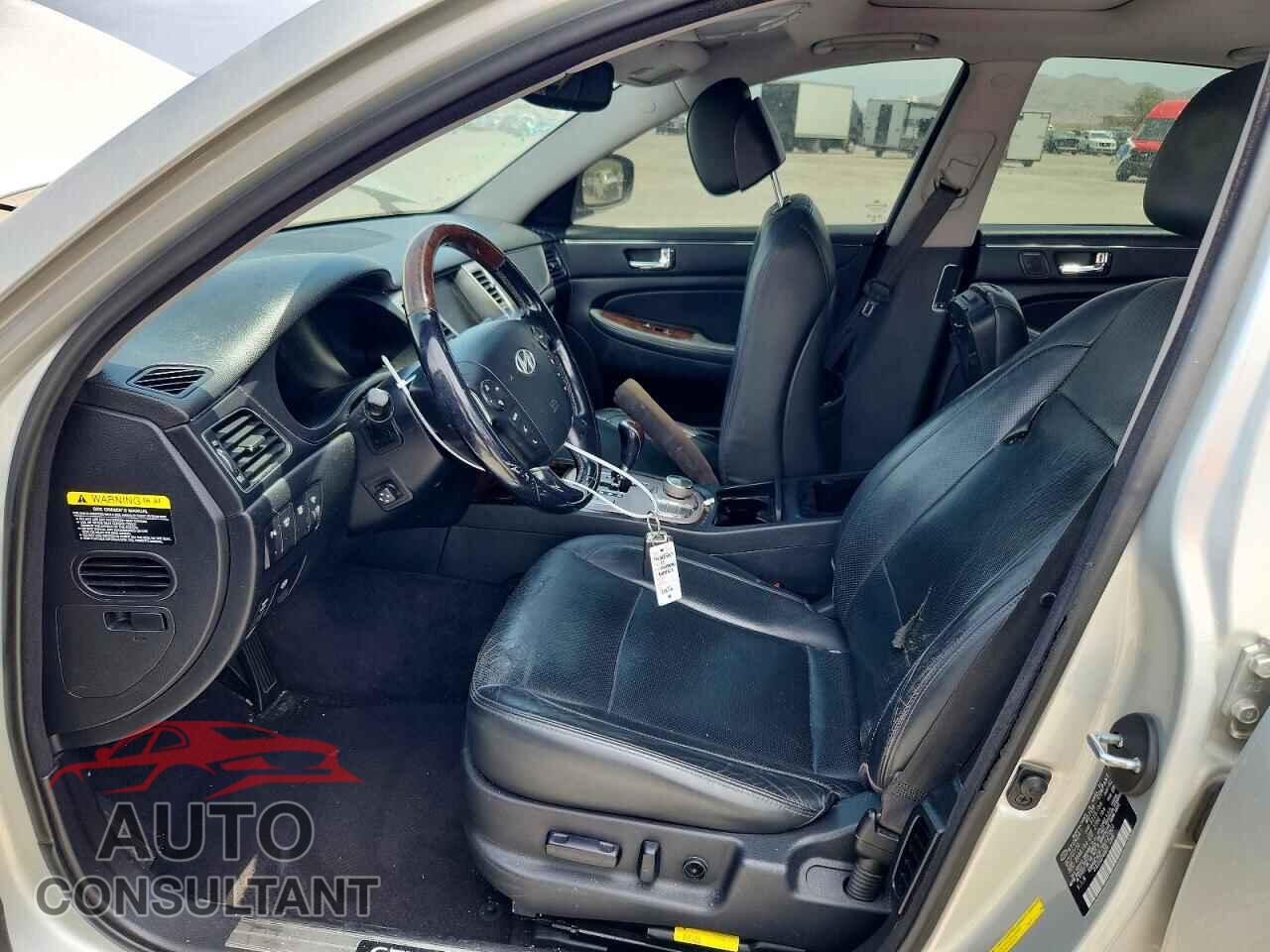 HYUNDAI GENESIS 2011 - KMHGC4DF7BU127301