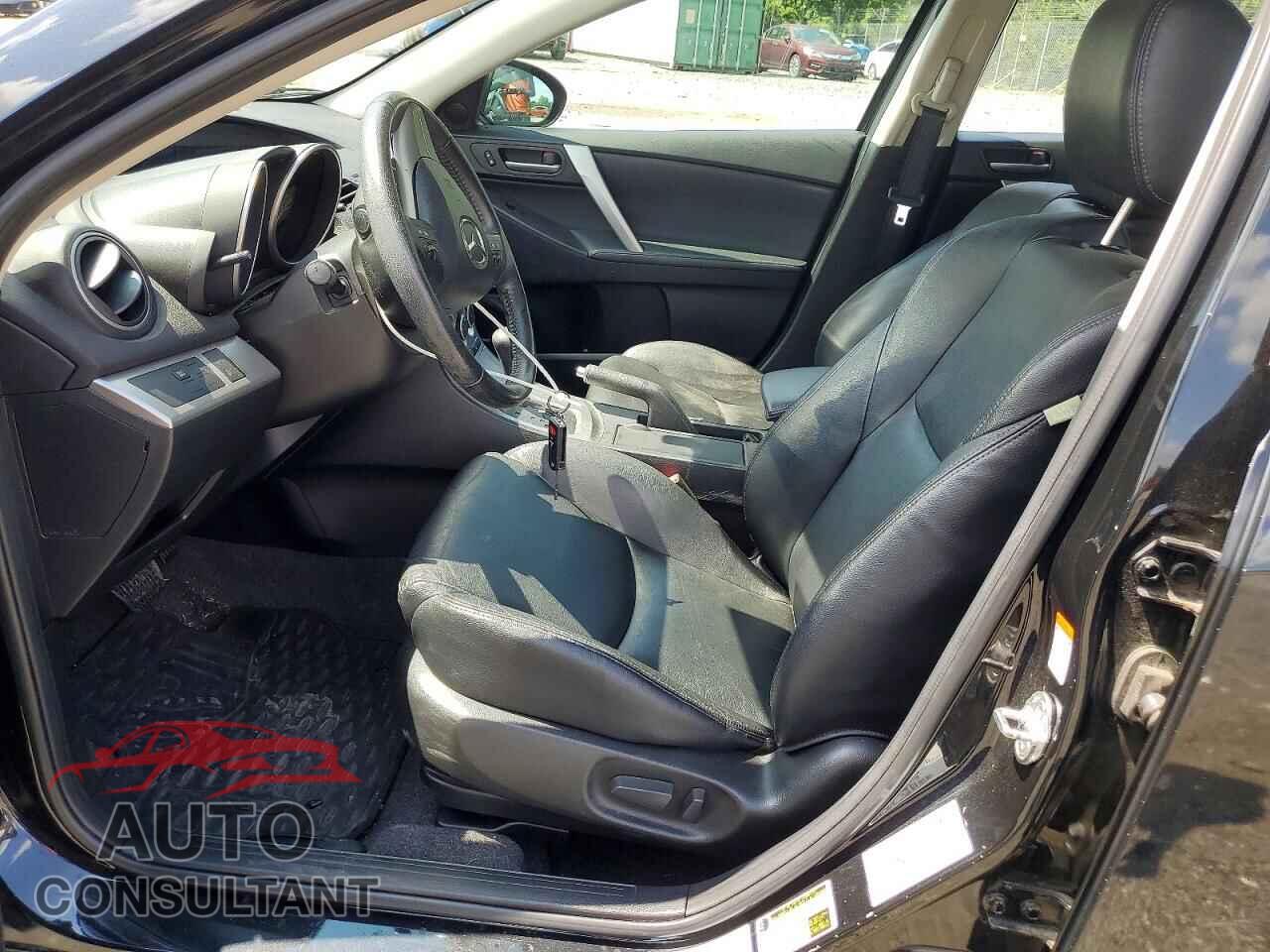 MAZDA MAZDA3 2011 - JM1BL1M66B1498366