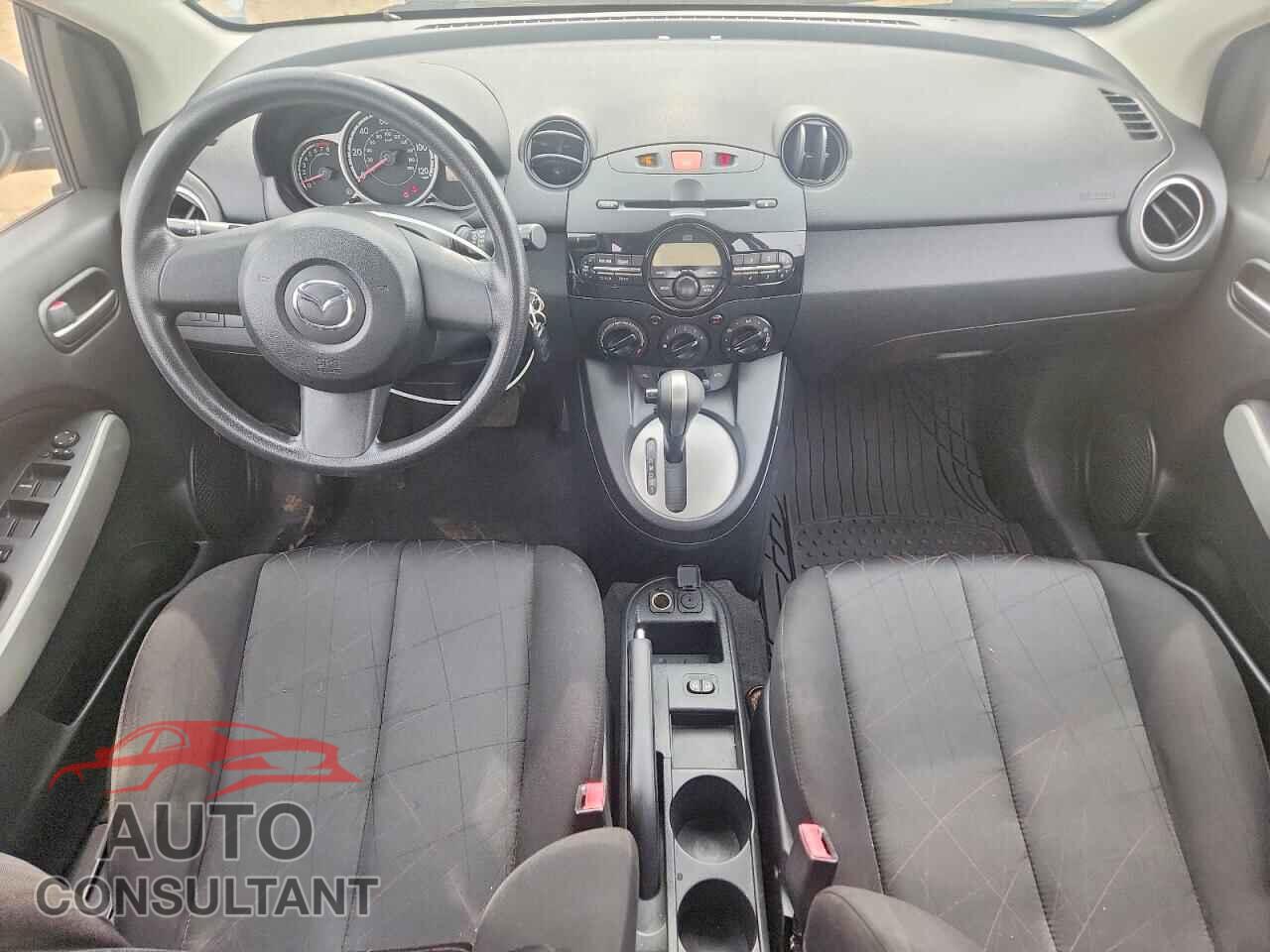 MAZDA 2 2012 - JM1DE1KY8C0142595