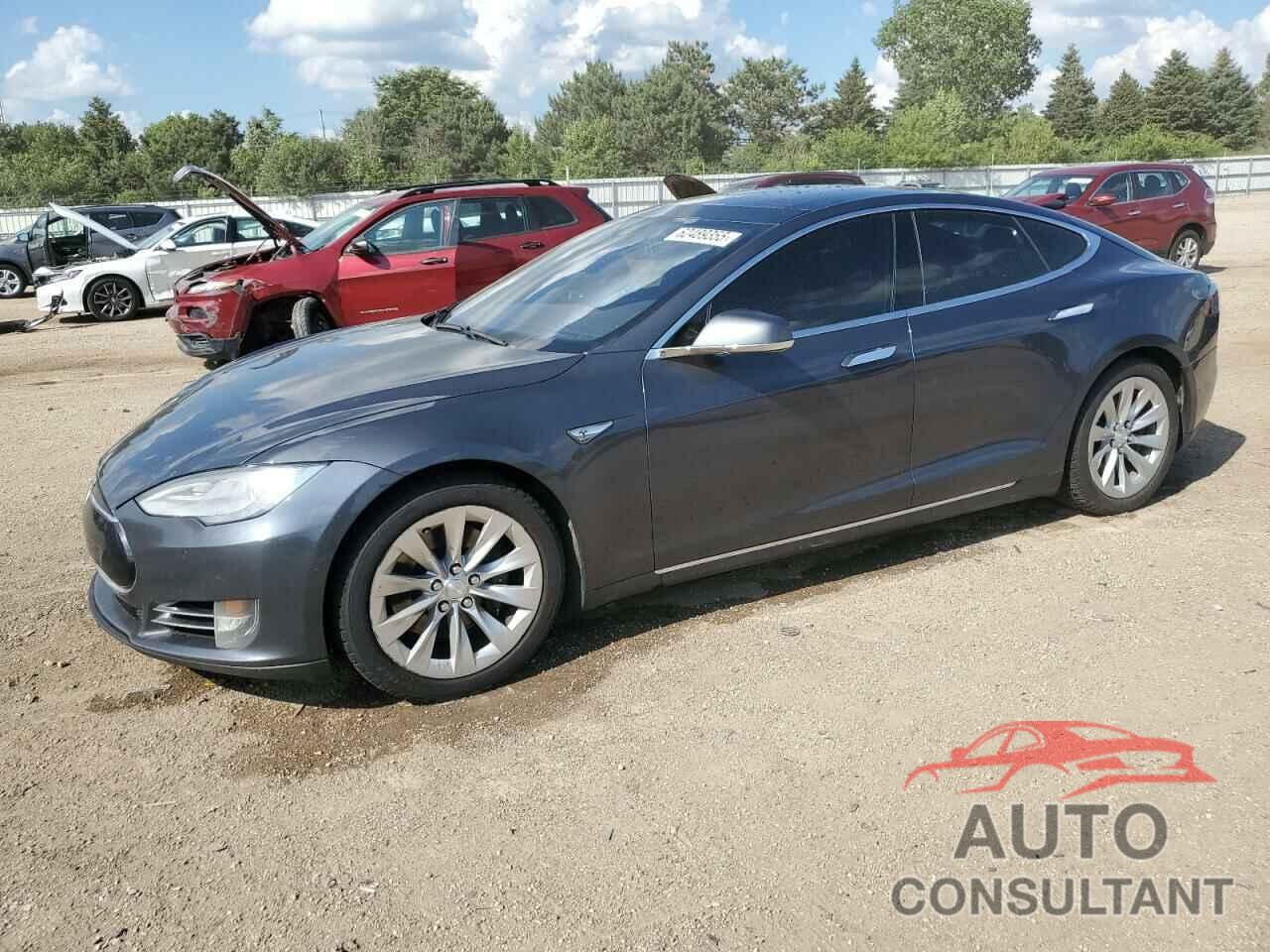TESLA MODEL S 2015 - 5YJSA1E23FF118933