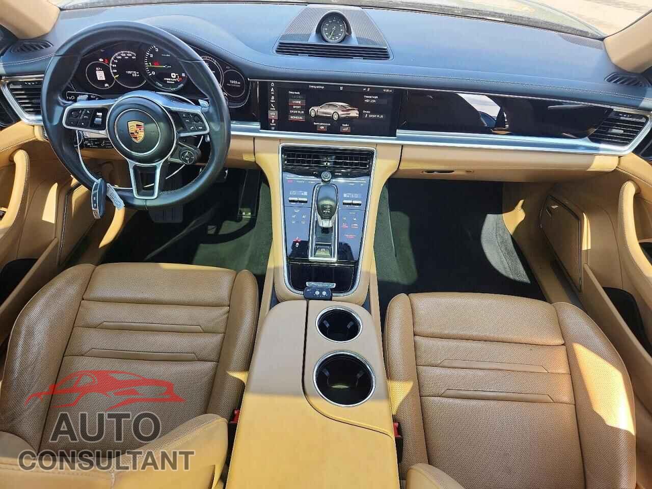 PORSCHE PANAMERA 2018 - WP0AE2A72JL174570