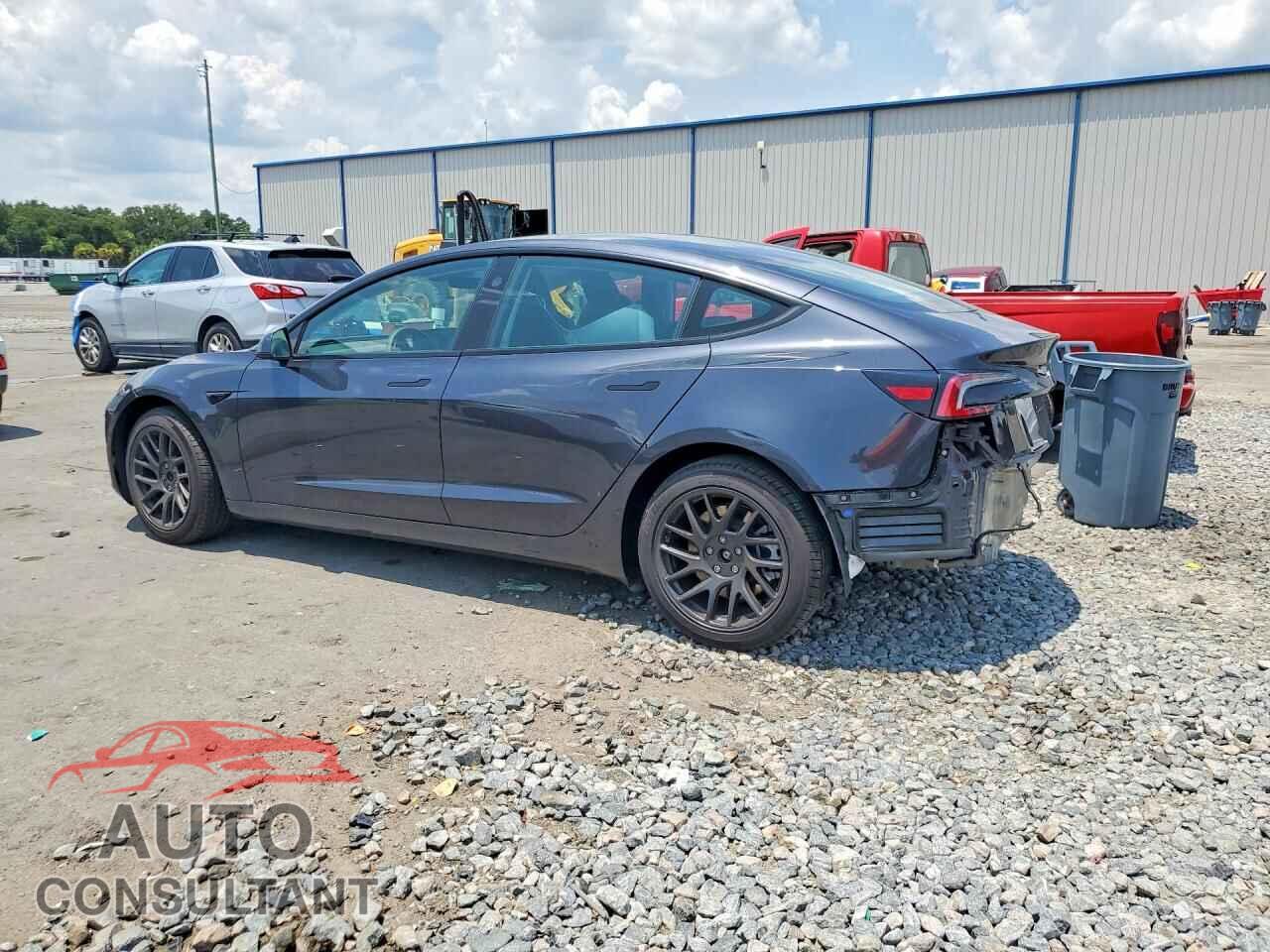 TESLA MODEL 3 2026 - 5YJ3E1EA8TF122682