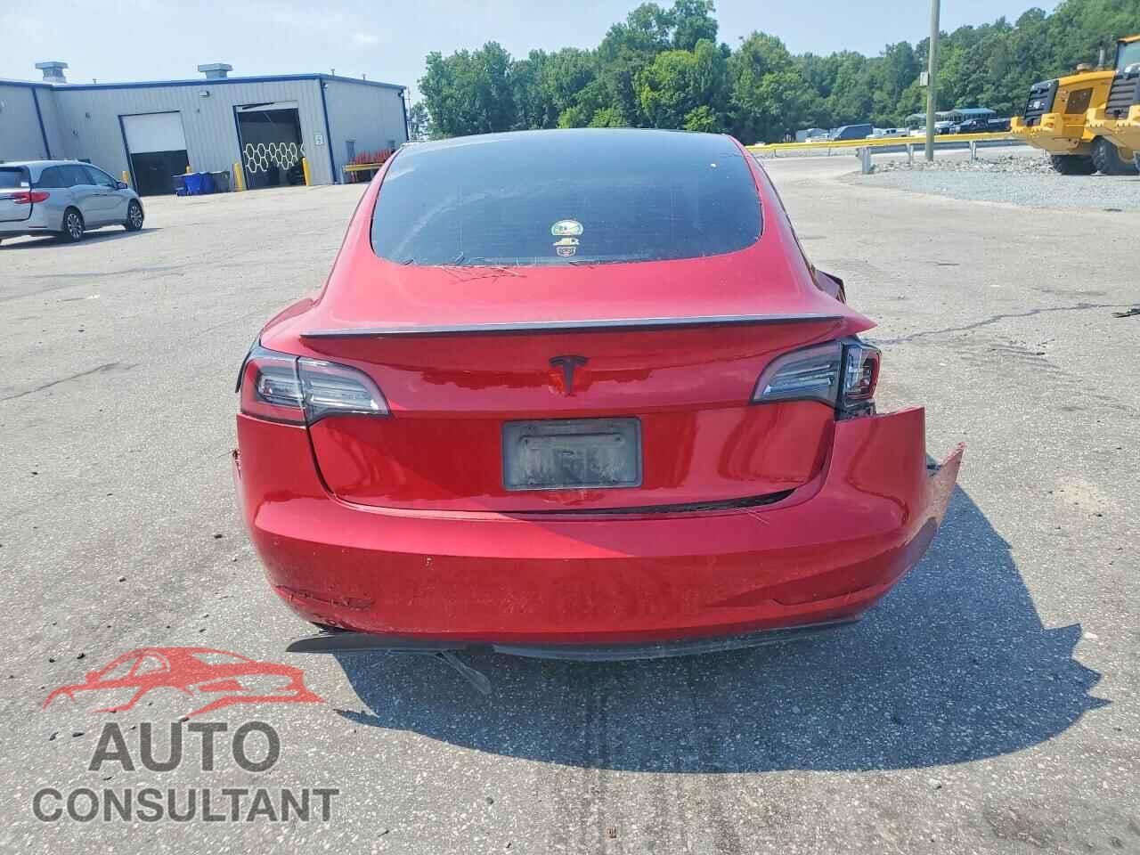 TESLA MODEL 3 2021 - 5YJ3E1EA0MF870554