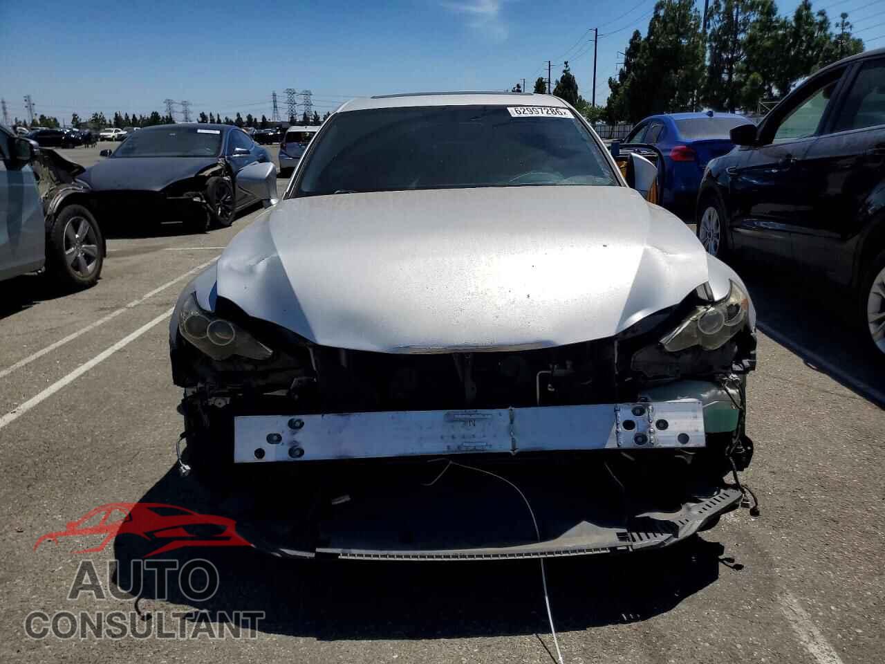 LEXUS IS 2015 - JTHBF1D2XF5063528