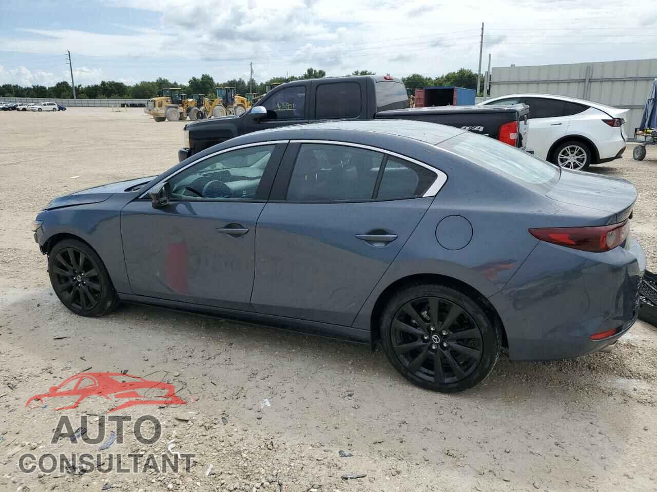 MAZDA 3 2023 - 3MZBPACM8PM358542