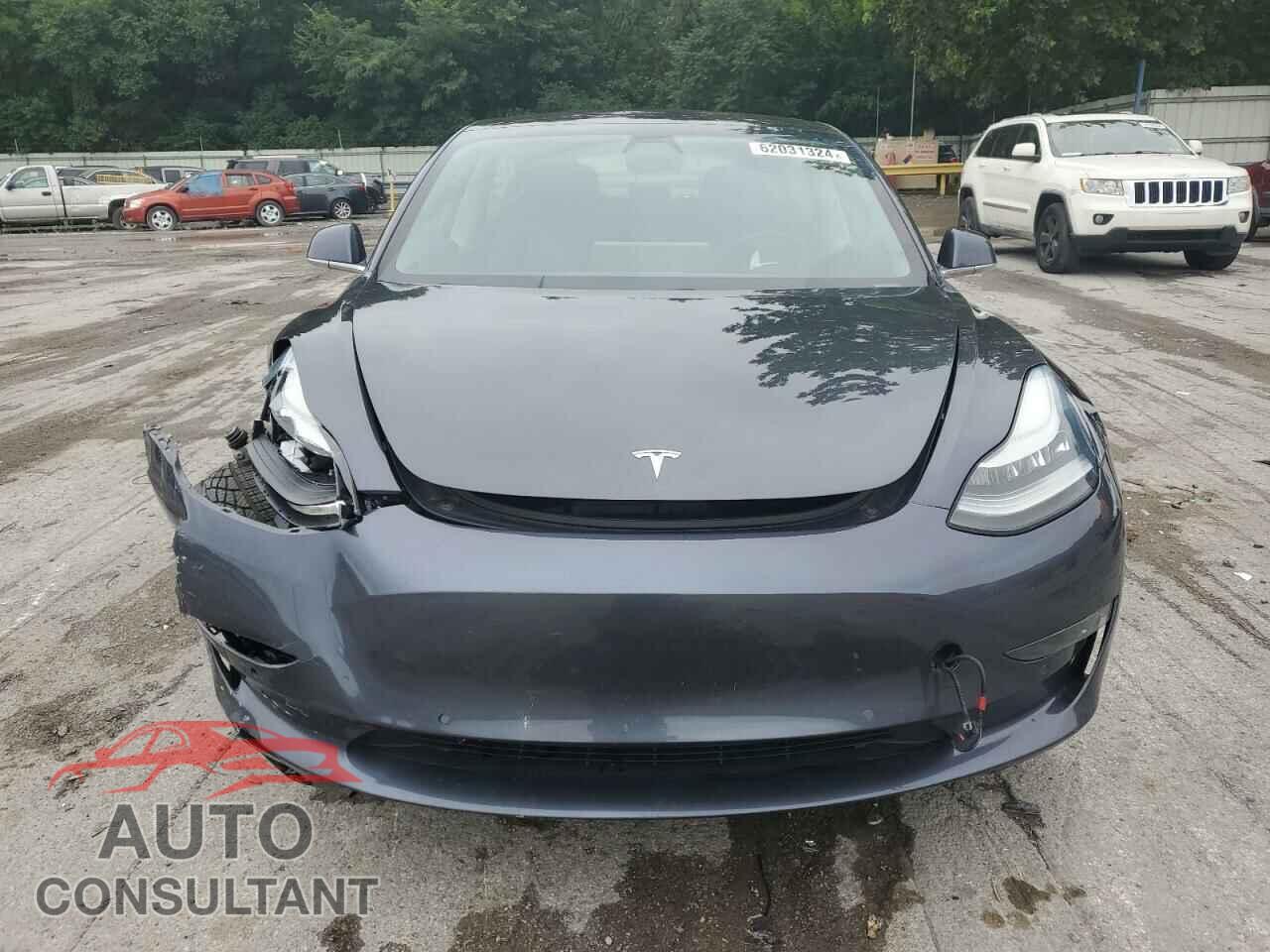 TESLA MODEL 3 2018 - 5YJ3E1EA4JF153389