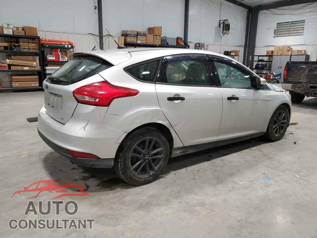 FORD FOCUS 2017 - 1FADP3K20HL286316