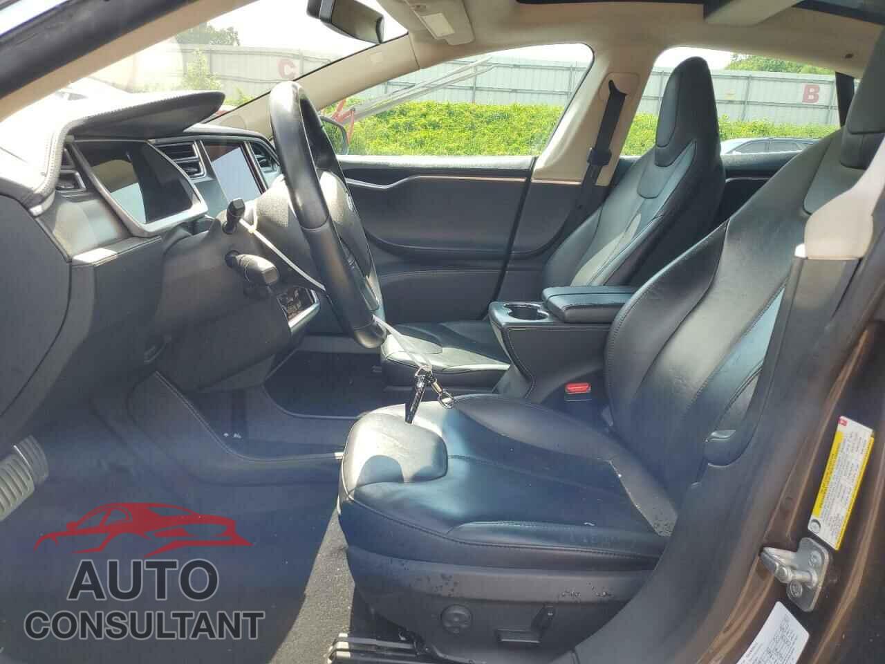 TESLA MODEL S 2014 - 5YJSA1H17EFP31977