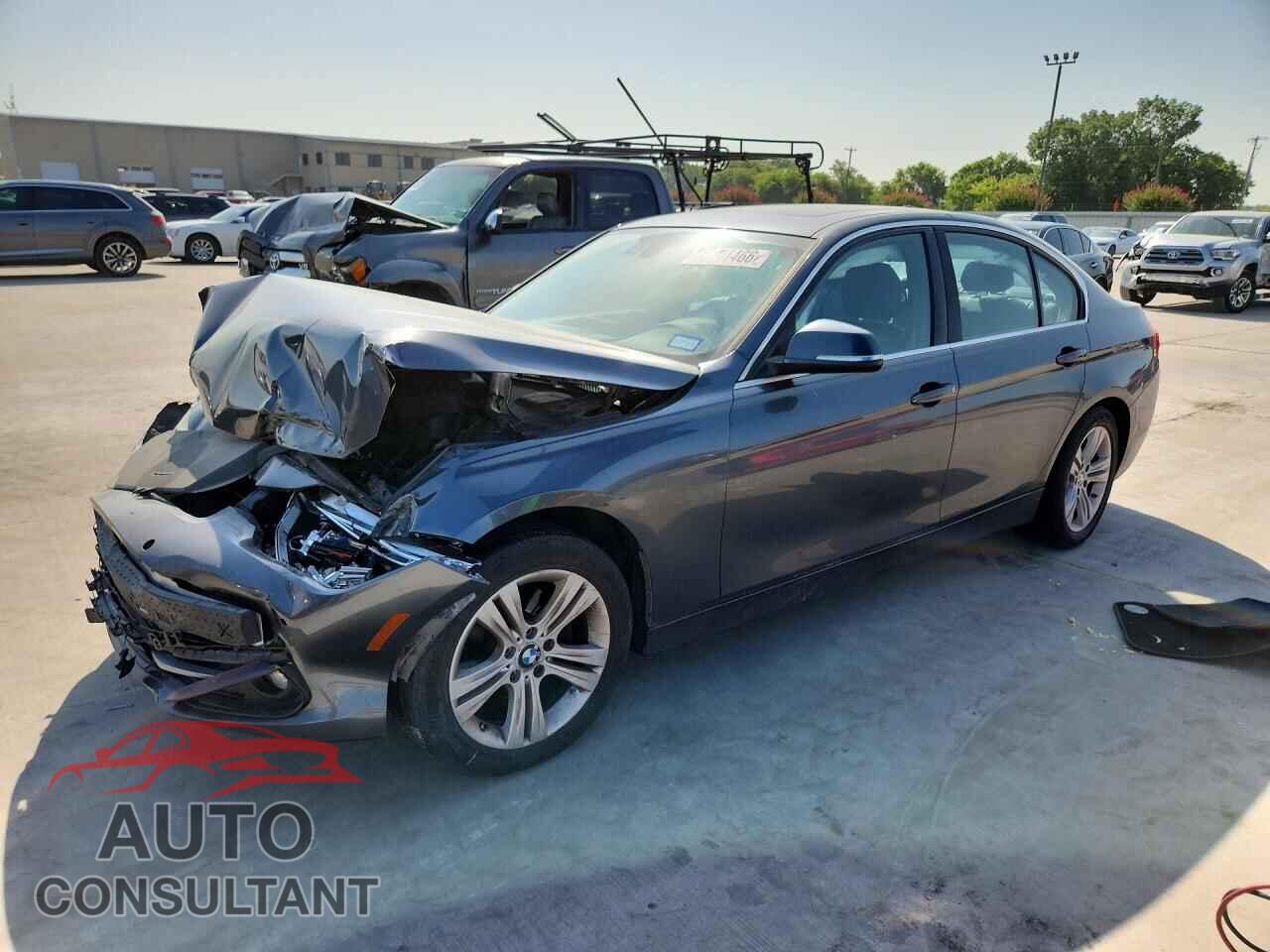 BMW 3 SERIES 2017 - WBA8B9C32HK885788